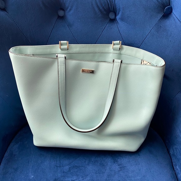 Kate spade tote - Picture 1 of 3